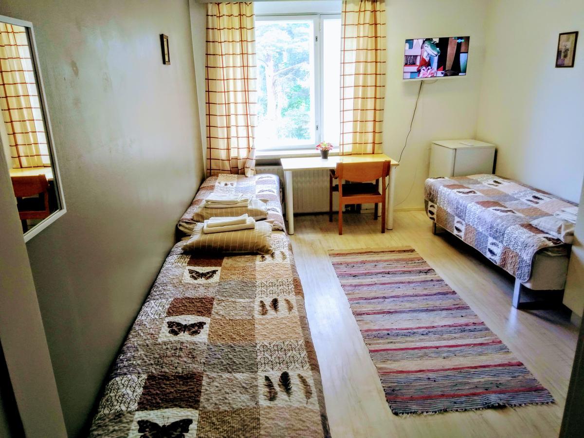 Hostel Vanha Koulu Monola Buitenkant foto