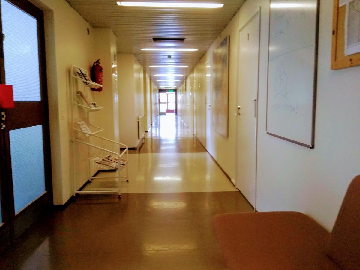 Hostel Vanha Koulu Monola Buitenkant foto