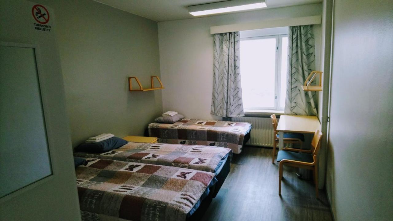 Hostel Vanha Koulu Monola Buitenkant foto