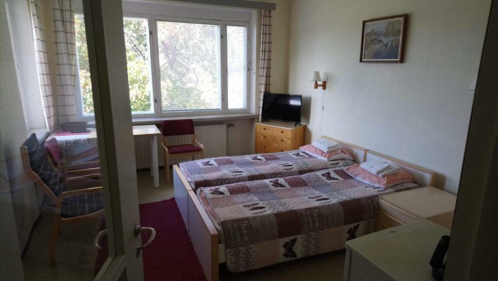 Hostel Vanha Koulu Monola Buitenkant foto